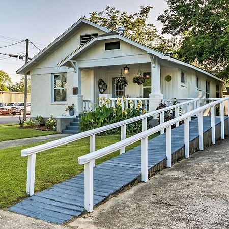 Remodeled Downtown Hot Springs Home With Porch المظهر الخارجي الصورة