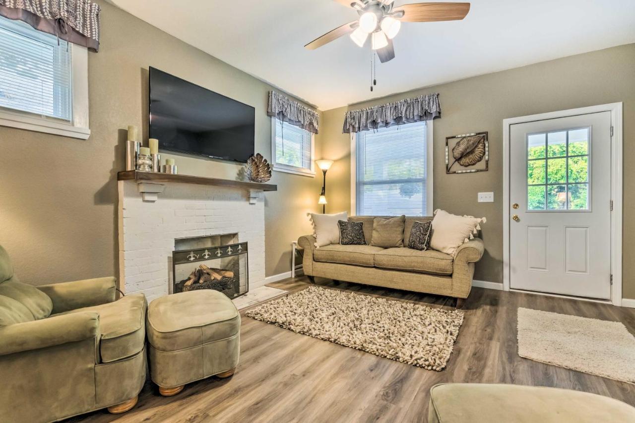 Remodeled Downtown Hot Springs Home With Porch المظهر الخارجي الصورة